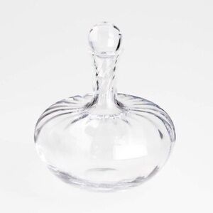 Elegant Lucia Swirled Glass Decanter